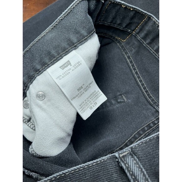 Mens Levis 505 Black Straight Leg Jeans Sz 38x29 - Picture 2 of 6